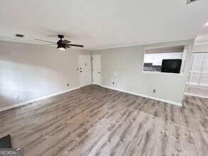 4006 Wingate Way in Atlanta, GA - Building Photo - Building Photo