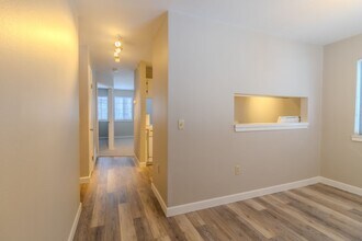 545 Riverine Dr in Traverse City, MI - Building Photo - Building Photo