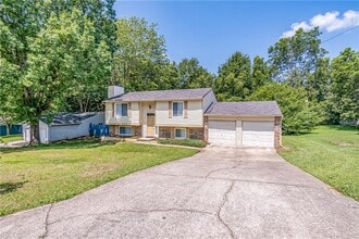 2407 Redfield Dr in Norcross, GA - Building Photo - Building Photo