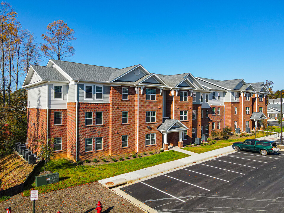 Keswick Apartments in Spotsylvania, VA - Foto de edificio