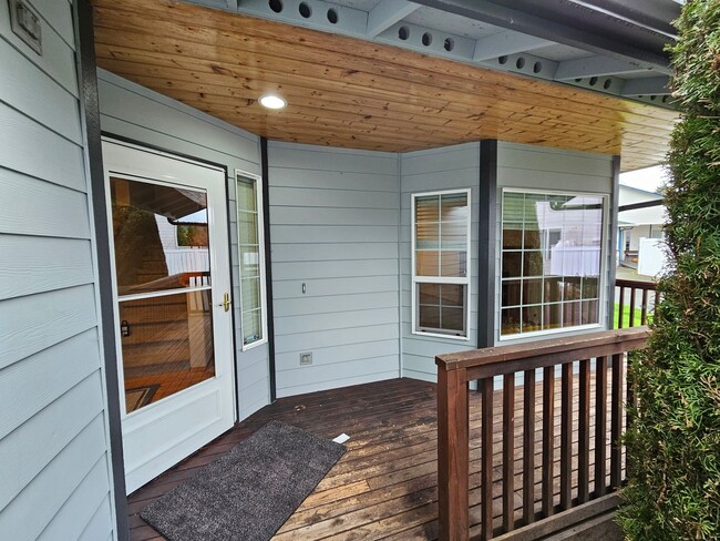 17251 Keri Pl SE in Monroe, WA - Building Photo - Building Photo