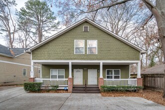 1026 Sims Ave NW in Atlanta, GA - Building Photo - Building Photo