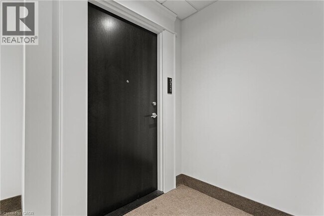 1936 Rymal Rd E in Hamilton, ON - Building Photo - Building Photo