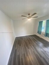 1601 S 57th Ave in Hollywood, FL - Building Photo - Building Photo