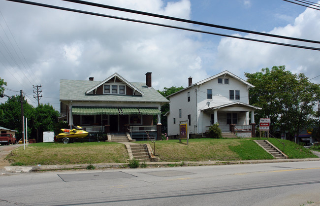 21-25 Murtland Ave in Washington, PA - Foto de edificio - Building Photo