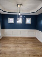 5925 Shawn Creek Way in Cumming, GA - Foto de edificio - Building Photo