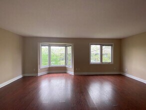 1548 Richmond St in London, ON - Building Photo - Building Photo