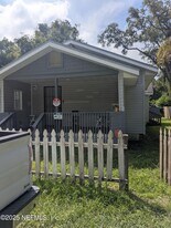 1562 Ella St in Jacksonville, FL - Building Photo