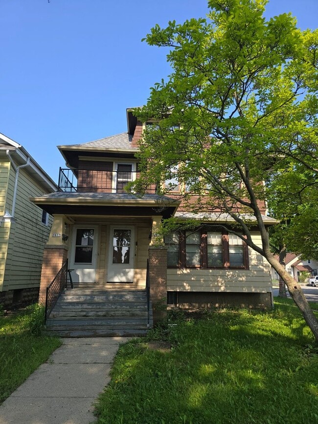 property at 2877-2879-2879 N 48th St