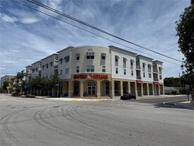 5978 SW 64th St in Miami, FL - Building Photo