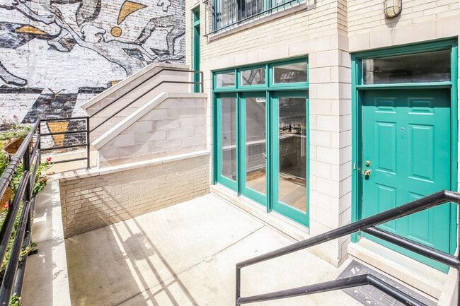 952 W Barry Ave in Chicago, IL - Building Photo - Building Photo