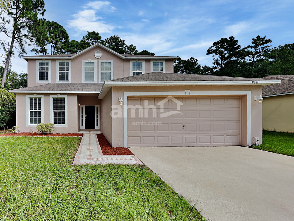 8881 Shindler Crossing Dr in Jacksonville, FL - Foto de edificio