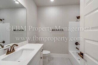 912 Cooksey Ct in Grandview, TX - Building Photo - Building Photo