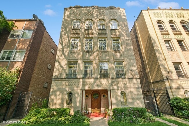 property at 6038 N Washtenaw Ave