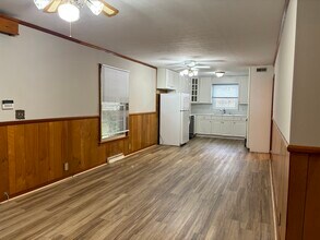 333 E 14th St in Cookeville, TN - Foto de edificio - Building Photo