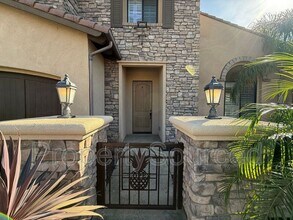 4060 Chiavari Way in Manteca, CA - Building Photo - Building Photo