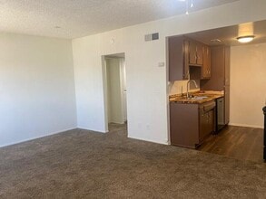 4202 W Ave L in Lancaster, CA - Building Photo - Building Photo