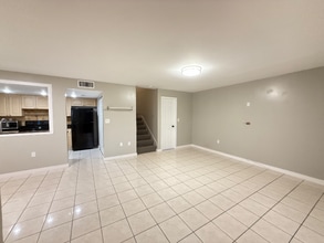 8570 NW 3rd Ln in Miami, FL - Building Photo - Building Photo