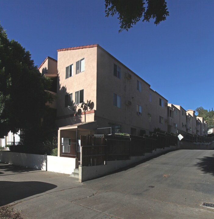 4571 Figueroa St in Los Angeles, CA - Foto de edificio