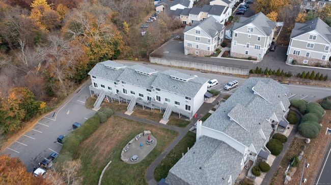 113 Park Ave in Danbury, CT - Building Photo - Building Photo