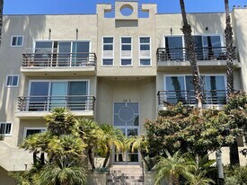 11949 Goshen Ave, Unit 208 in Los Angeles, CA - Building Photo
