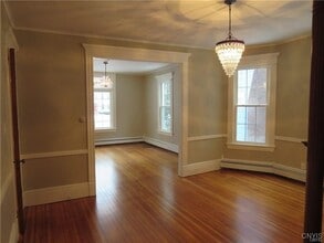 1725 James St in Syracuse, NY - Building Photo - Building Photo