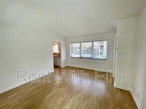 77 Hendricks Isle in Fort Lauderdale, FL - Building Photo - Building Photo