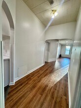 101 Lewis St S, Unit Unit 2 in Shakopee, MN - Foto de edificio - Building Photo
