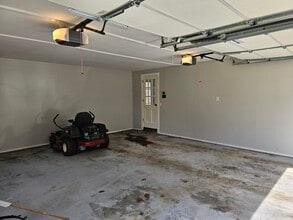 119 Ash Swamp Rd in Glastonbury, CT - Building Photo - Building Photo