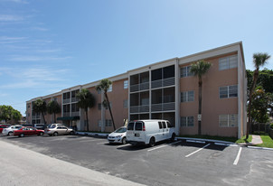 Flats of Pompano Beach Apartments