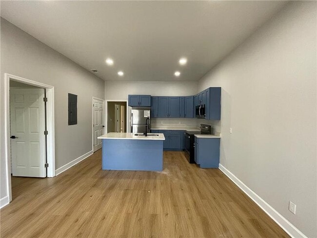 29 Cornwall St in Savannah, GA - Building Photo - Building Photo