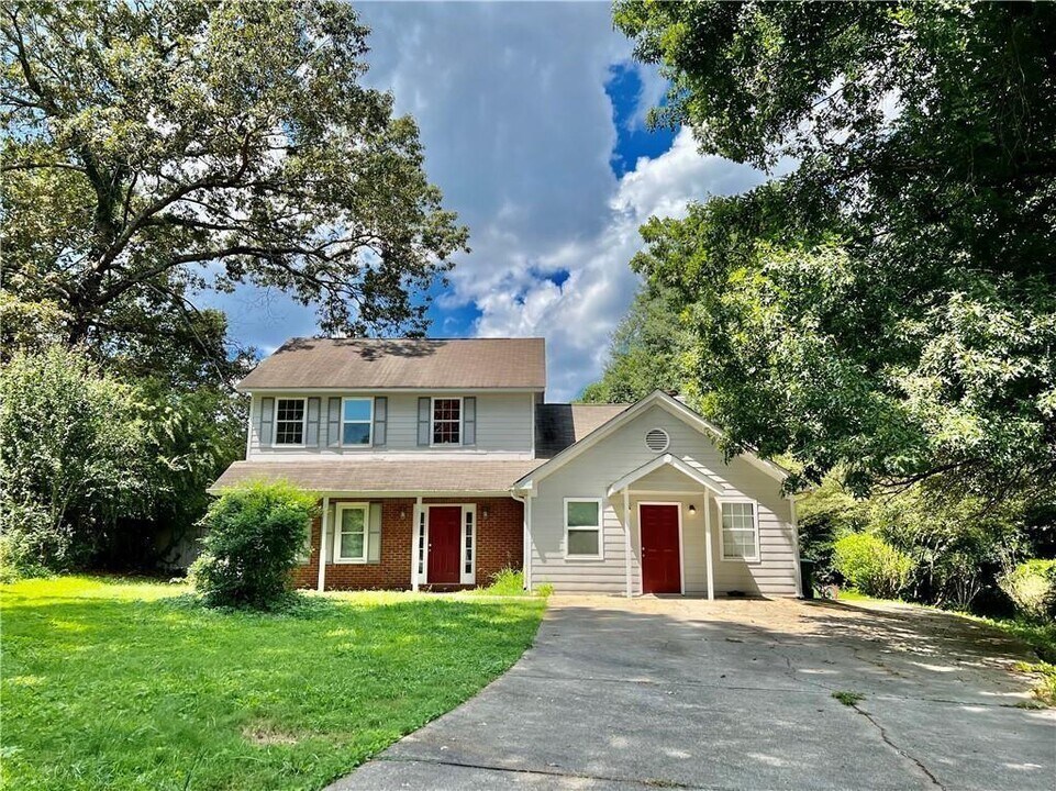 3053 Herscu Way in Stonecrest, GA - Building Photo