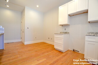 2A Islington St, Unit 2 in Boston, MA - Building Photo - Building Photo