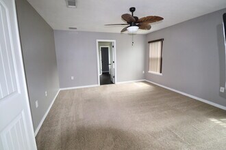 125 Lillian Wy in Crestview, FL - Building Photo - Building Photo