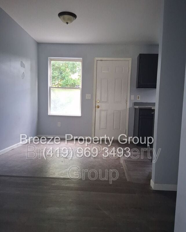 133 W Warren Ave in Youngstown, OH - Building Photo - Building Photo