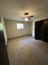72 Forest Dr in Parkersburg, WV - Building Photo - Building Photo