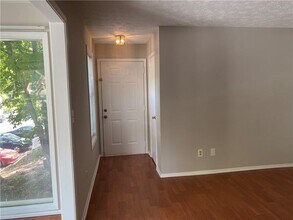 1607 Augusta Dr in Marietta, GA - Building Photo - Building Photo