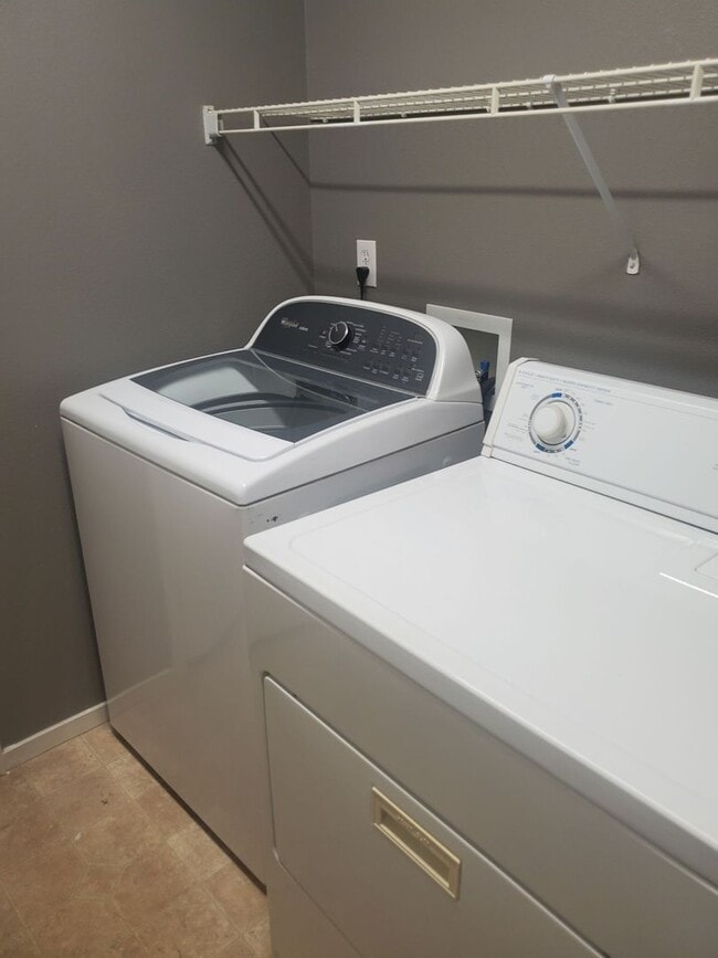 7771 Mariner Cove Dr in Reno, NV - Building Photo - Building Photo