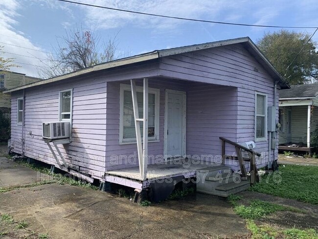 129 Ambroise St in Lafayette, LA - Building Photo - Building Photo