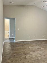 5951 NW Baynard Dr in Port St. Lucie, FL - Building Photo - Building Photo