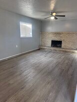 3009 Vinton St in Clovis, NM - Building Photo