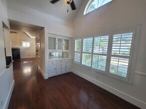 437 Enslen Park Ct in Modesto, CA - Building Photo - Building Photo