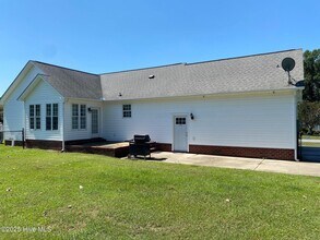 1149 Stone Creek Dr in Greenville, NC - Building Photo - Building Photo