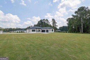 2964 Old Peachtree Rd NE in Dacula, GA - Building Photo