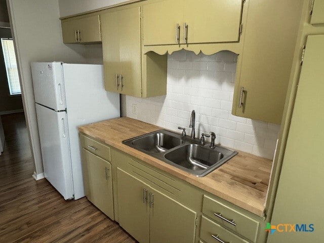 property at 428 Aguila St