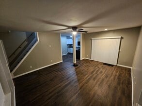 7381 Owasco Rd in Auburn, NY - Foto de edificio - Building Photo