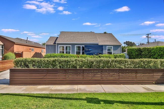 property at 6027 Comey Ave