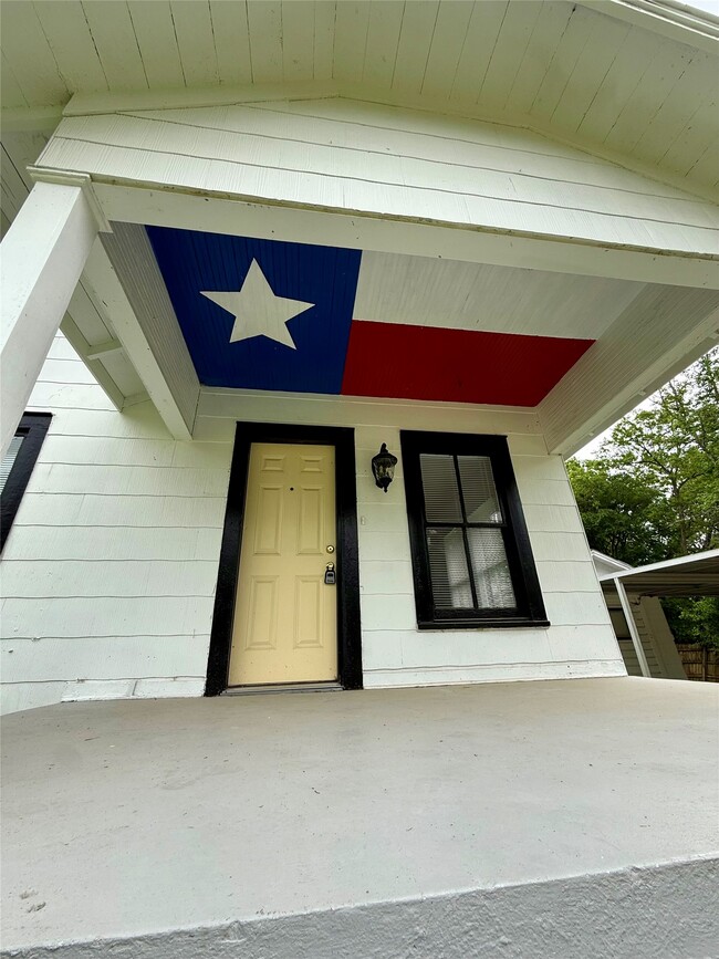 2727 Old Houston Rd in Huntsville, TX - Building Photo - Building Photo