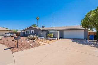 17423 N 20th Ave in Phoenix, AZ - Building Photo - Building Photo