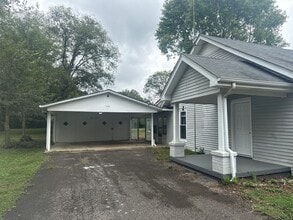 114 Double Springs Rd in Murfreesboro, TN - Building Photo - Building Photo
